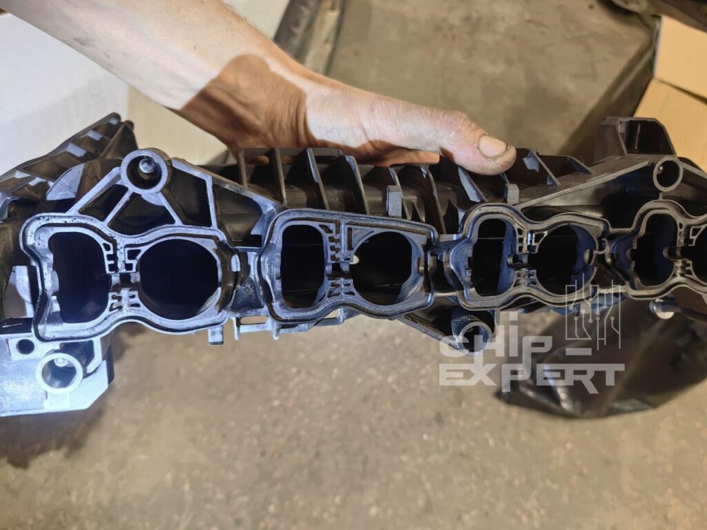 Чип-тюнинг, чистка впуска и промывка топливной системы Audi Q7 3.0D 2015