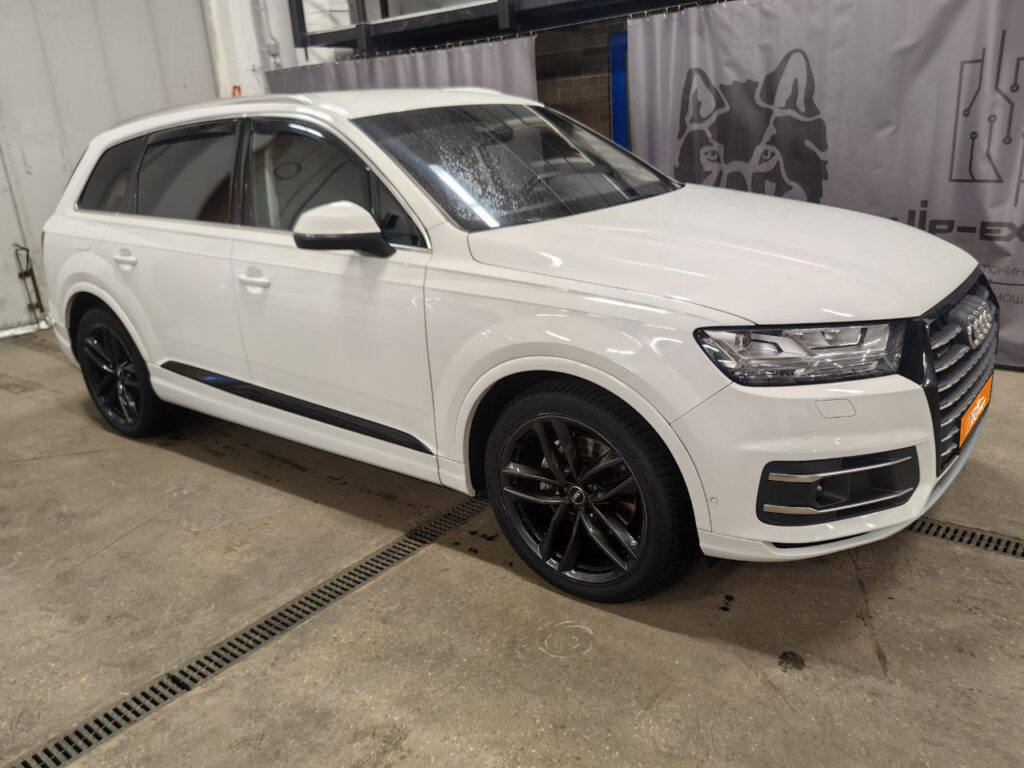 Чип-тюнинг, чистка впуска и промывка топливной системы Audi Q7 3.0D 2015