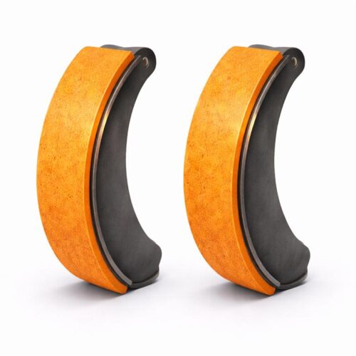 Замена задних тормозных колодок