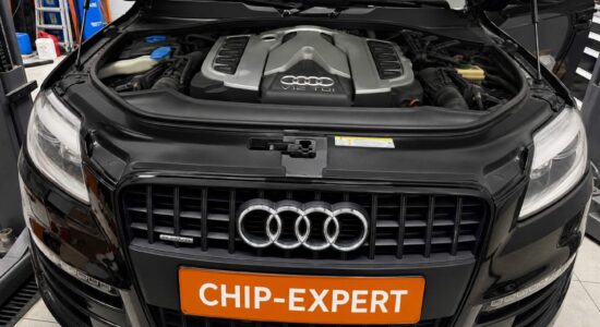 Audi Q7 2013, вид спереди в Чип-Эксперт — chip-expert.pro
