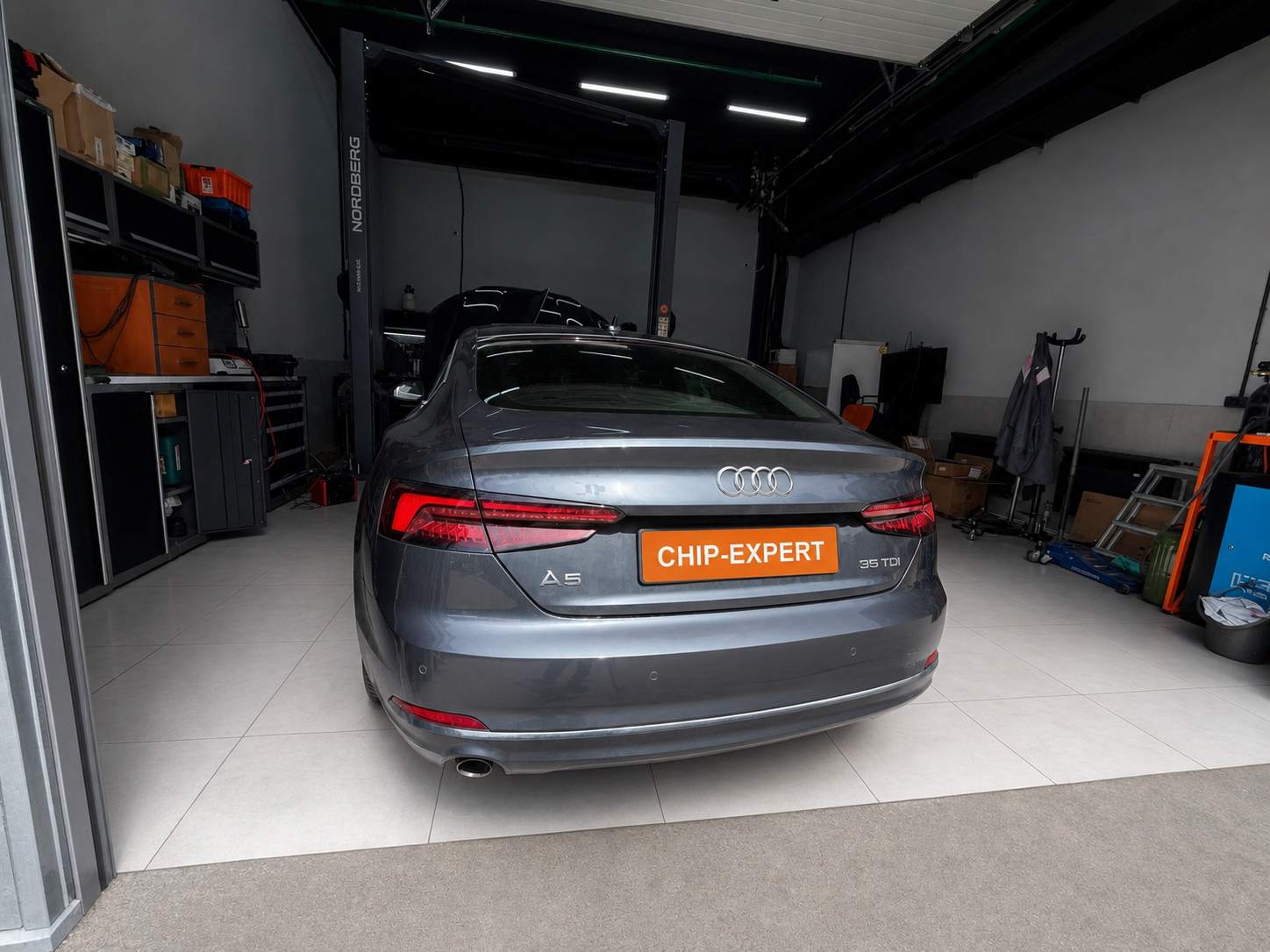 Audi A5 2021 35 TDI, вид сзади в Чип-Эксперт — chip-expert.pro