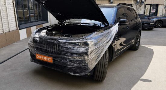 BMW X7 2020, вид спереди в Чип-Эксперт — chip-expert.pro