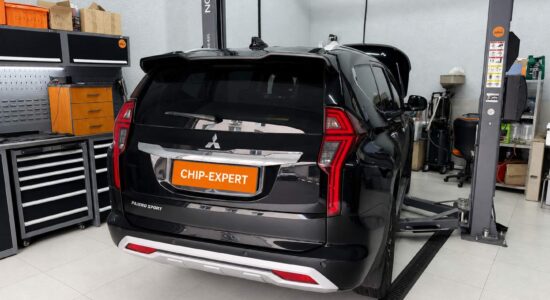 Кадр из мастерской Mitsubishi Pajero Sport 2020 в Чип-Эксперт — chip-expert.pro